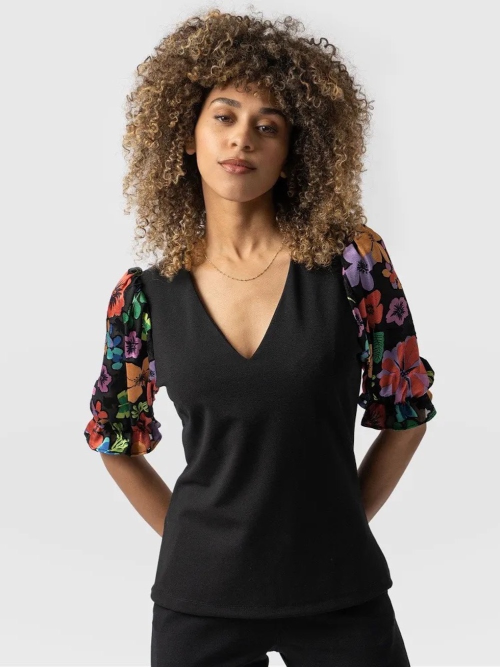 Saint + Sofia ‘Tori’ Puff Sleeve Top